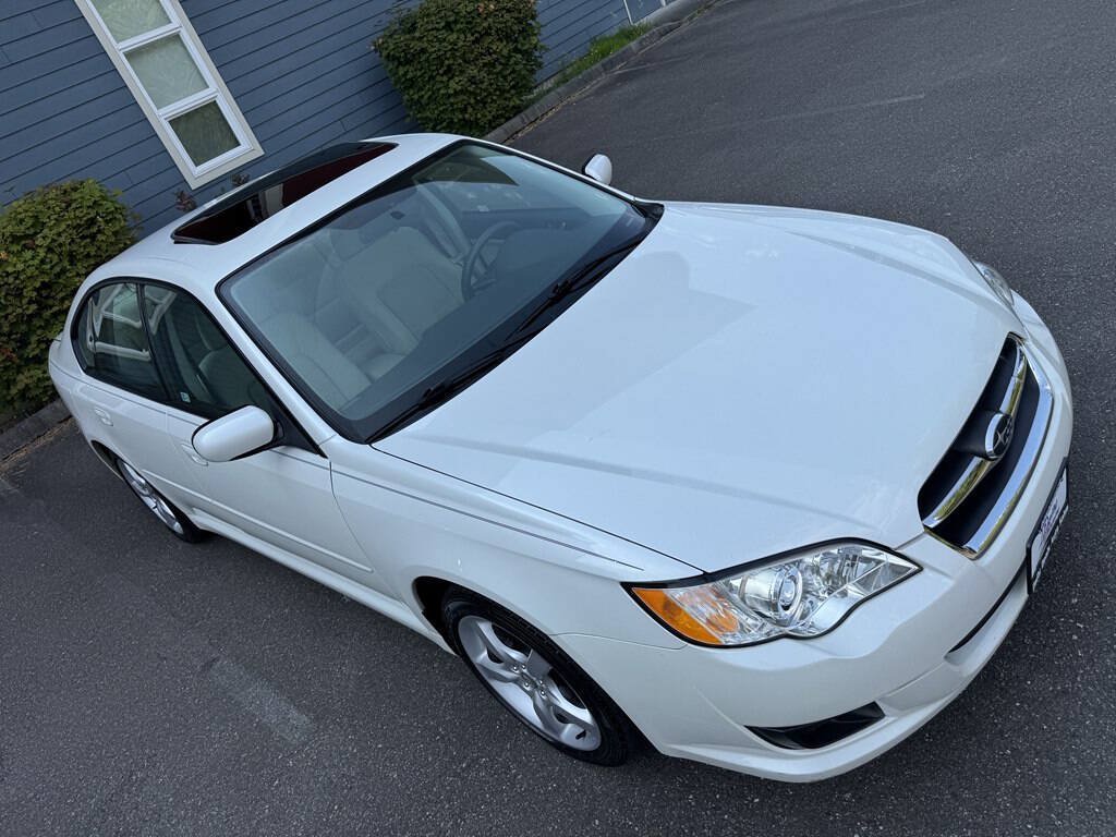 Used 2009 Subaru Legacy 2.5i Special Edition AWD/4WD image 11