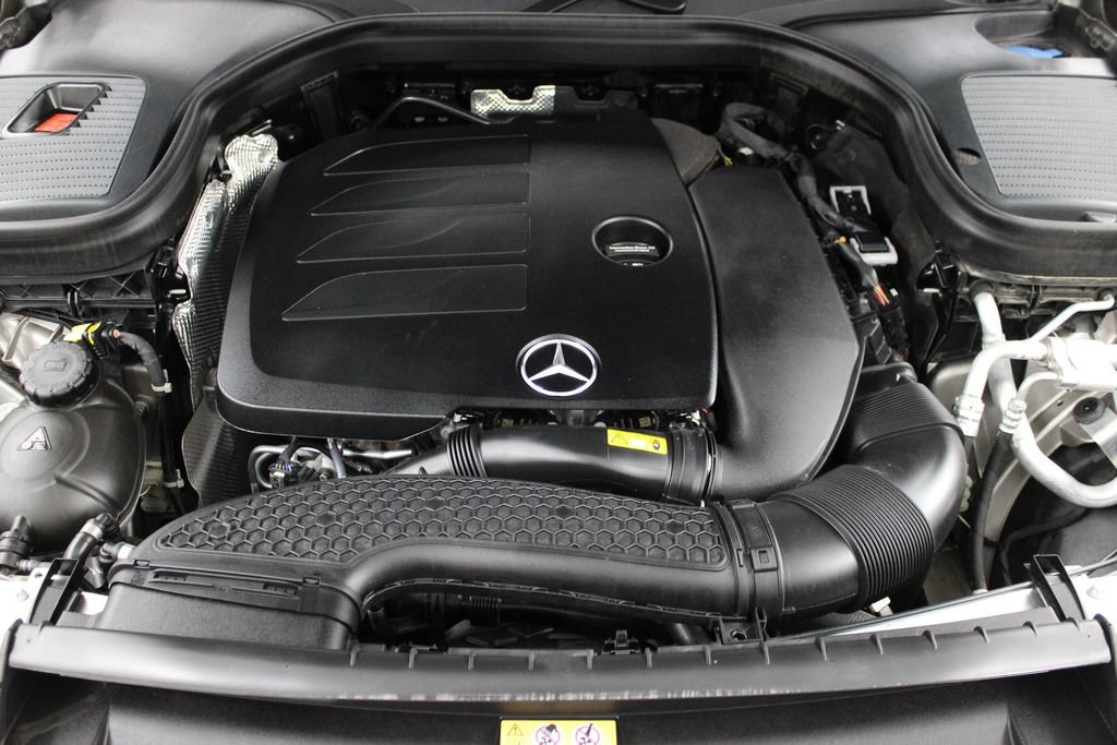 Used 2022 Mercedes-Benz GLC 300 image 41