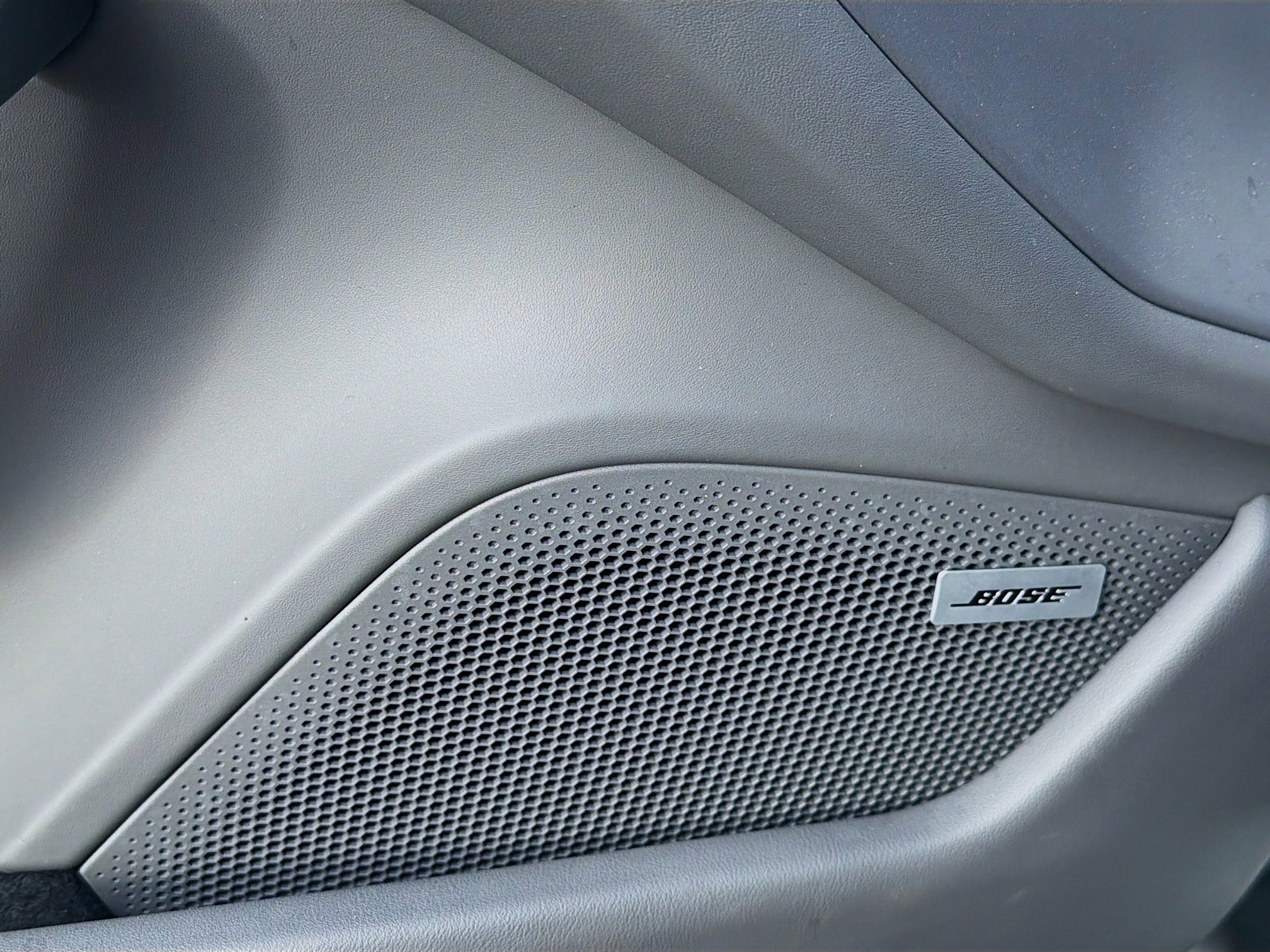 Used 2022 Porsche Taycan GTS w/ Premium Package (P6U) image 23