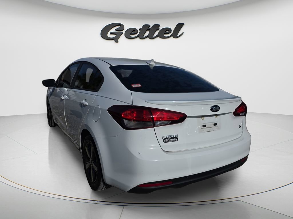 Used 2018 Kia Forte S image 3