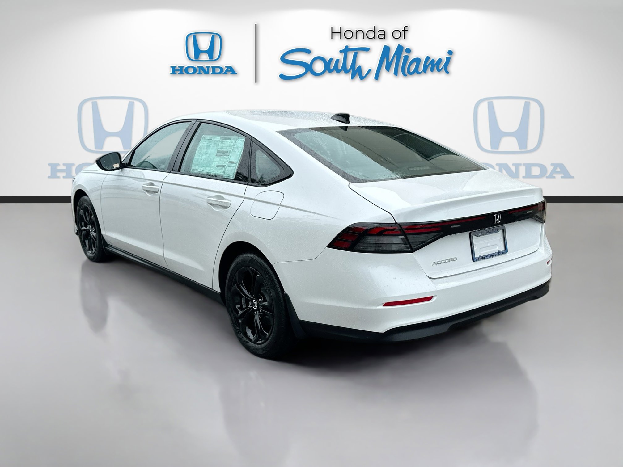 New 2025 Honda Accord SE image 4