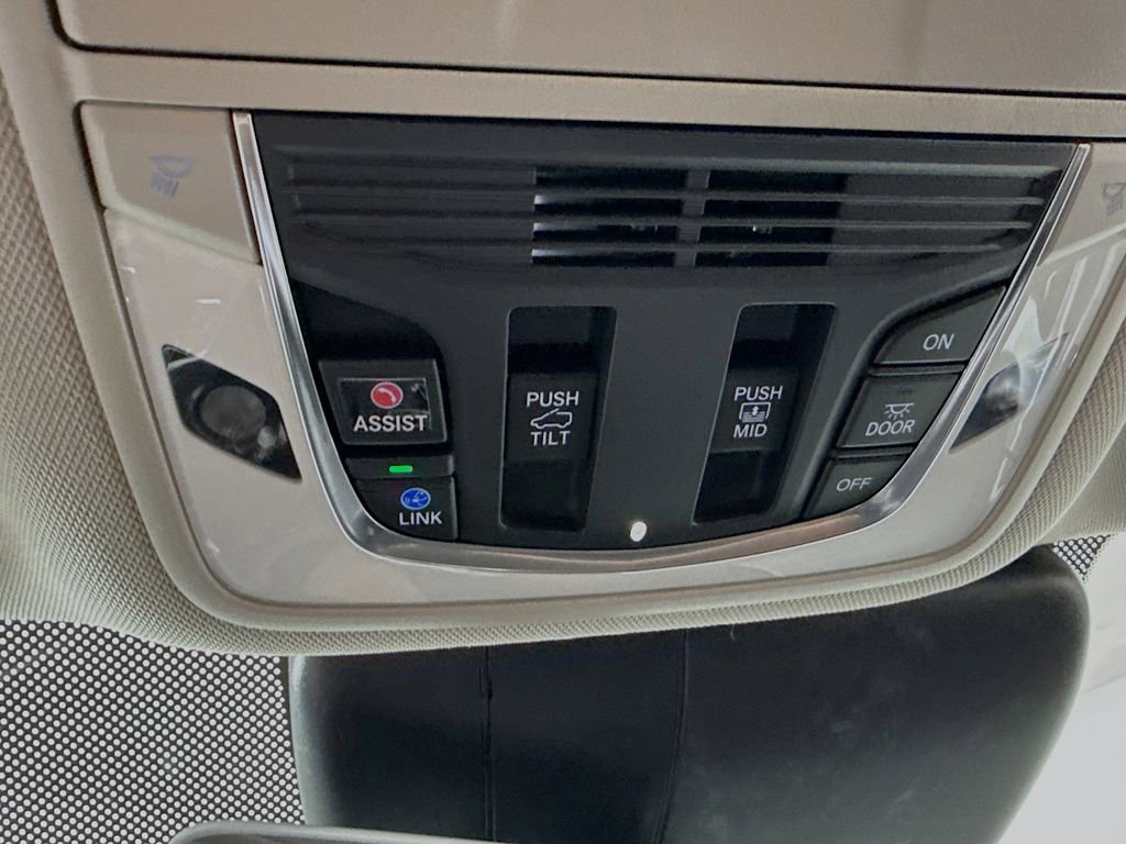 Used 2023 Acura RDX AWD image 25