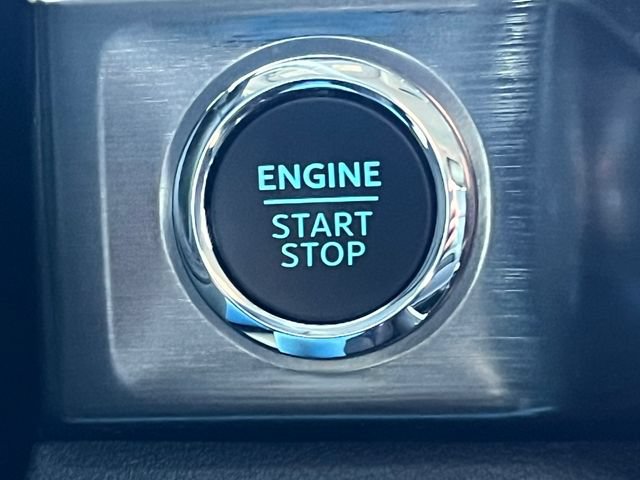 Certified 2025 Ford F350 Lariat w/ Black Appearance Package AWD/4WD image 32
