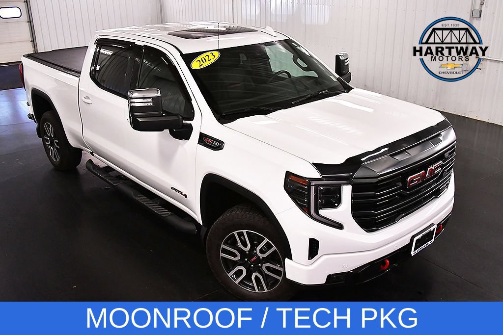 Used 2023 GMC Sierra 1500 AT4 w/ Technology Package AWD/4WD image 16