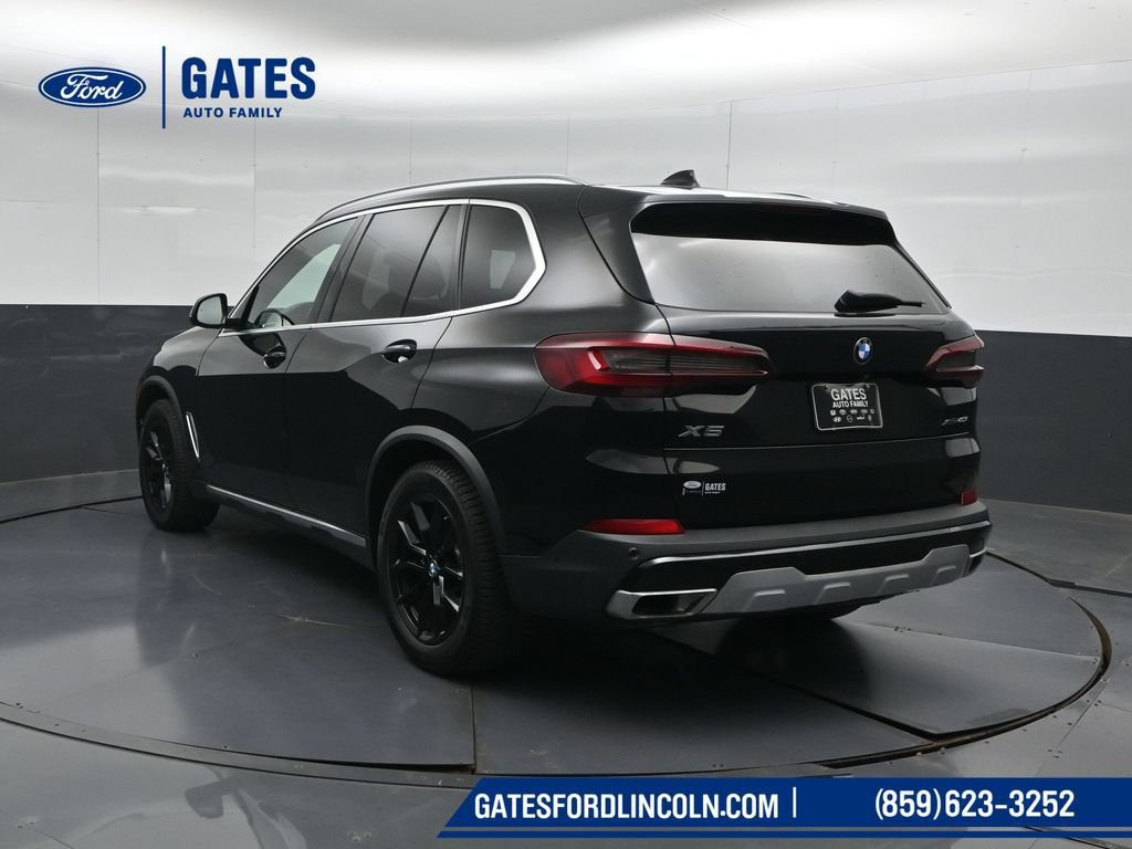 Used 2022 BMW X5 xDrive40i w/ Premium Package AWD/4WD image 8
