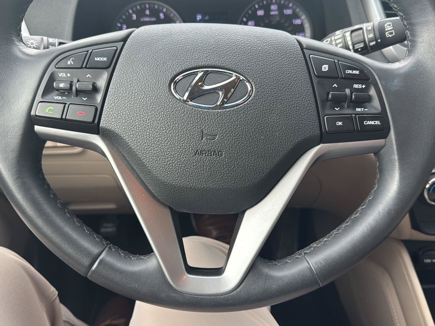 Used 2017 Hyundai Tucson Limited AWD/4WD image 12