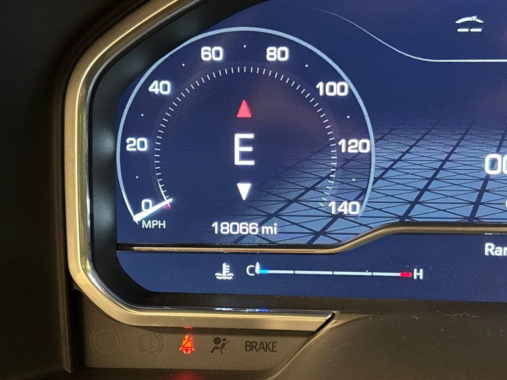 Used 2023 GMC Sierra 1500 AT4 w/ Technology Package image 37