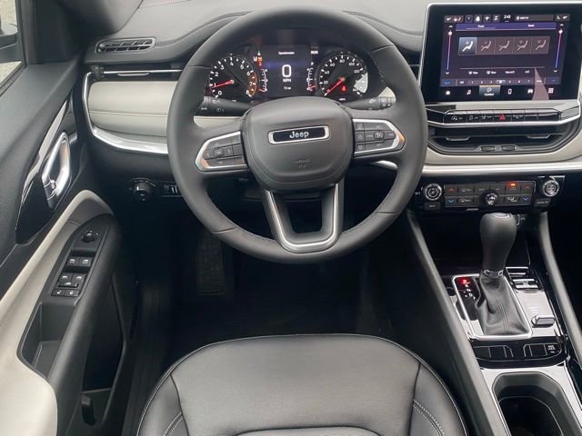 New 2026 Jeep Compass Limited image 34