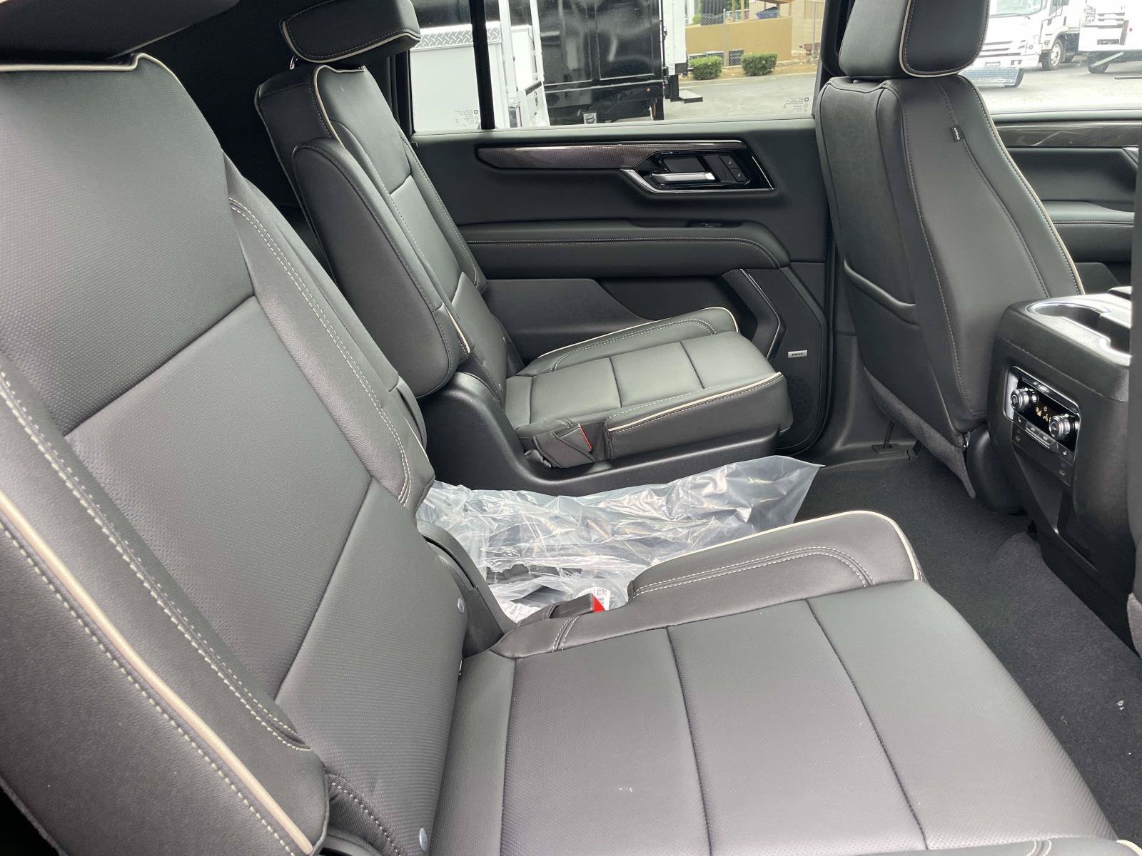 New 2026 GMC Yukon XL Elevation RWD image 27