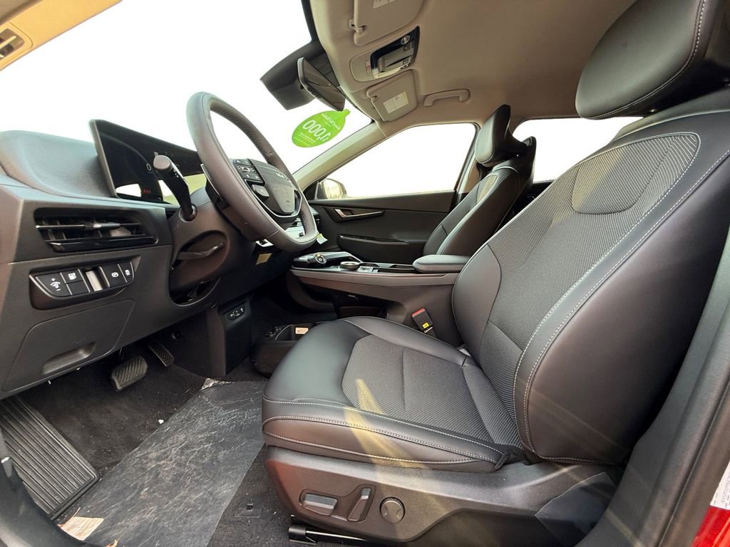 New 2025 Kia EV6 Light image 9
