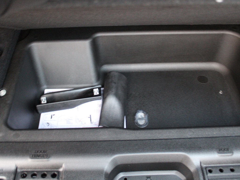 Used 2018 Jeep Wrangler Unlimited Sahara image 19