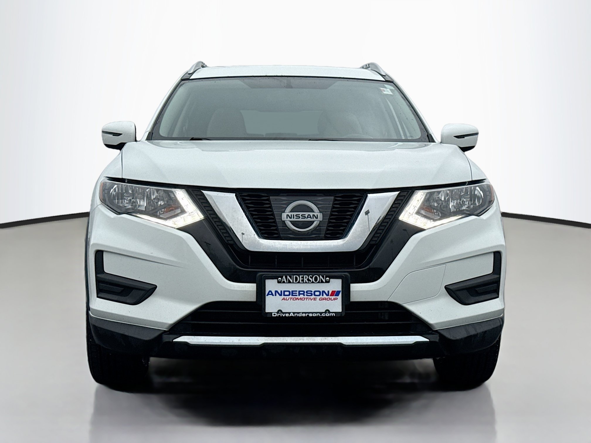 Used 2017 Nissan Rogue SV AWD/4WD image 17