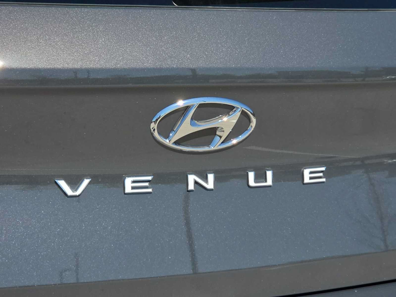New 2026 Hyundai Venue SEL FWD image 12