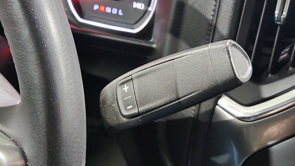 Used 2022 Chevrolet Silverado 1500 LT image 24