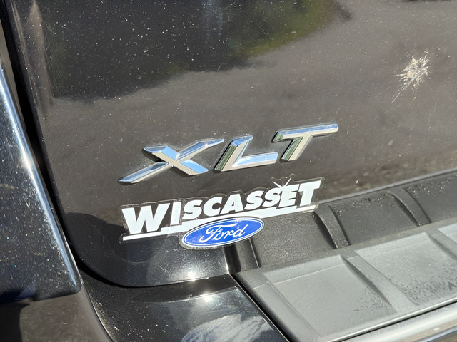 Certified 2023 Ford Explorer XLT w/ Equipment Group 202A AWD/4WD image 18