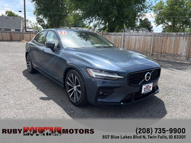 Used 2021 Volvo S60 T5 Momentum AWD/4WD image 1