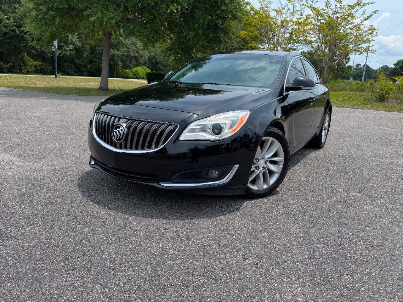 Used 2015 Buick Regal Premium w/ Experience Buick Package FWD image 29