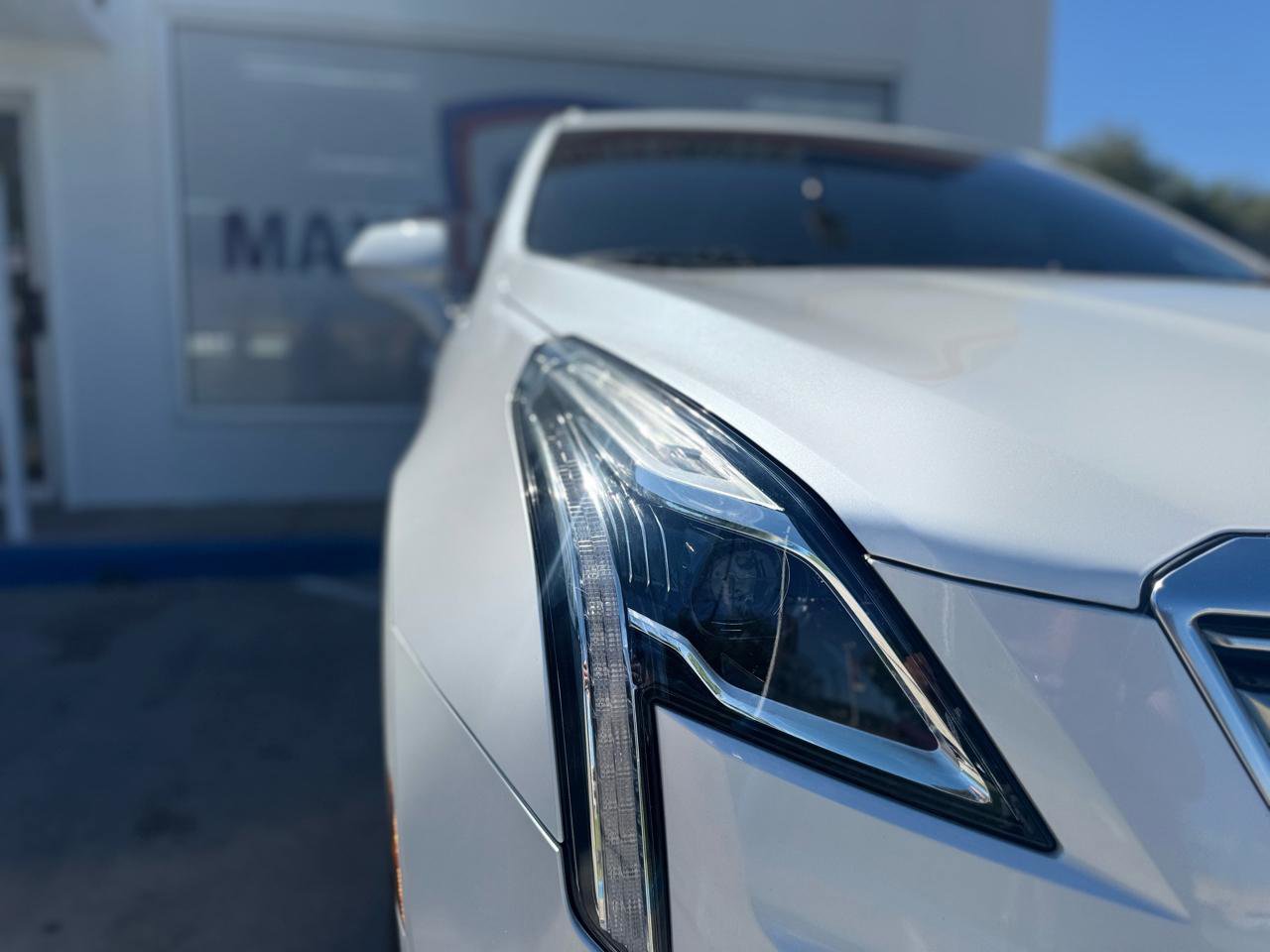 Used 2018 Cadillac XT5 Luxury w/ Driver Awareness Package image 12