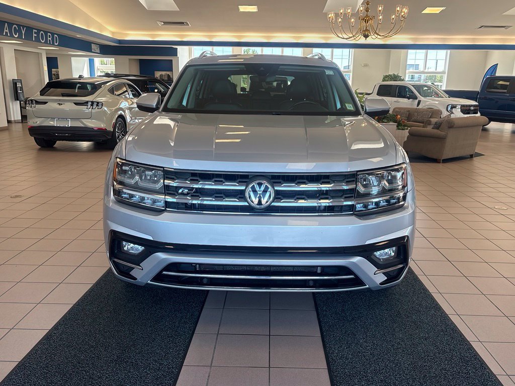 Used 2018 Volkswagen Atlas SEL w/ R-Line Package AWD/4WD image 8