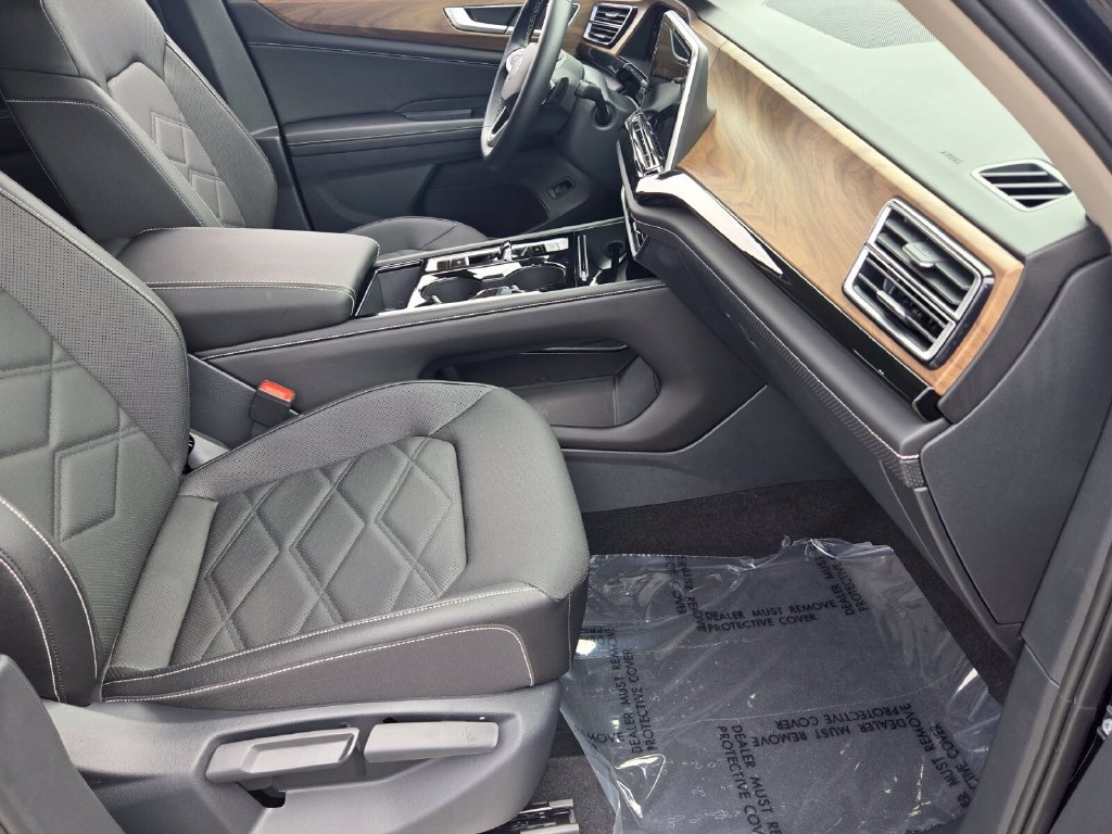 Certified 2026 Volkswagen Atlas SE w/ Panoramic Sunroof Package FWD image 21