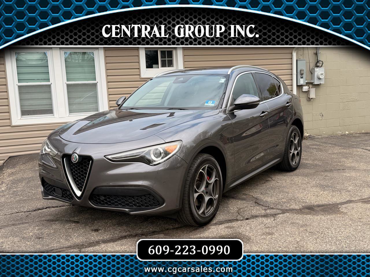 Used 2018 Alfa Romeo Stelvio Ti AWD/4WD image 1