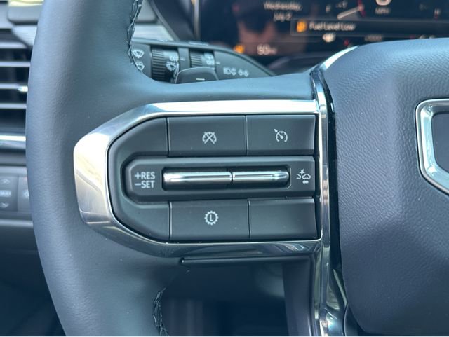 New 2025 GMC Acadia Elevation image 21