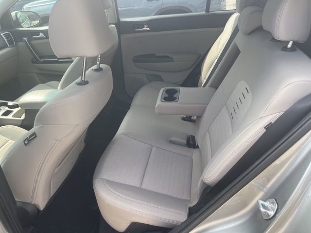 Used 2020 Kia Sportage LX w/ LX Popular Package image 12