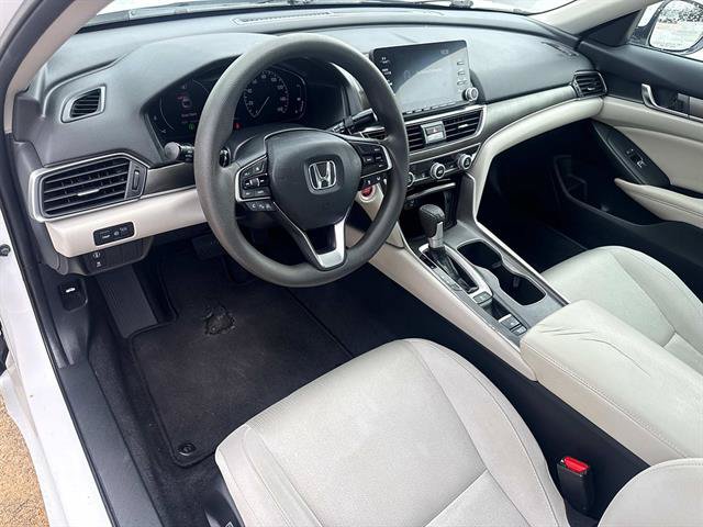 Used 2018 Honda Accord LX image 16