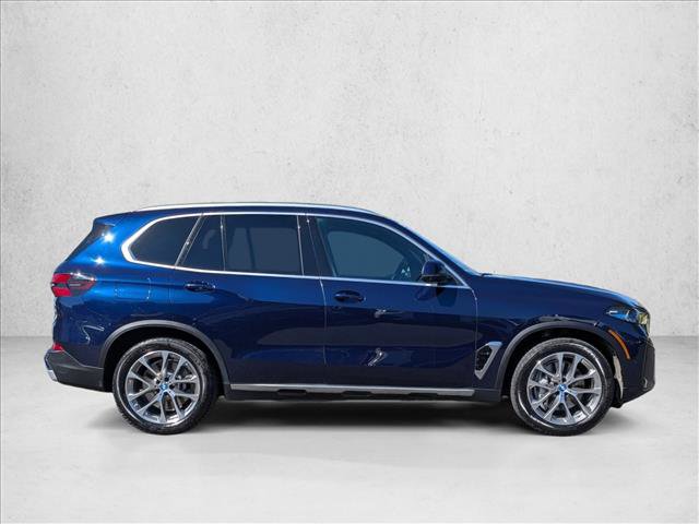 Used 2024 BMW X5 xDrive50e w/ Executive Package AWD/4WD image 4
