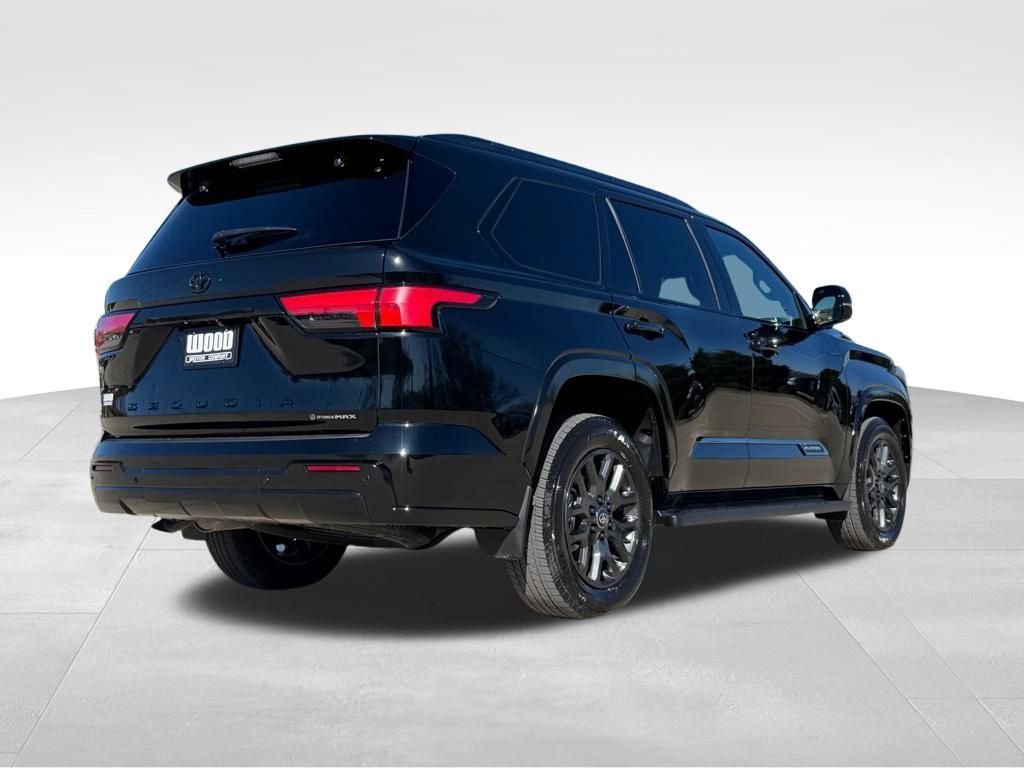 Used 2026 Toyota Sequoia Platinum image 3