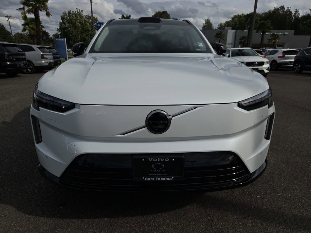 New 2025 Volvo EX90 Plus w/ Protection Package Premier image 11