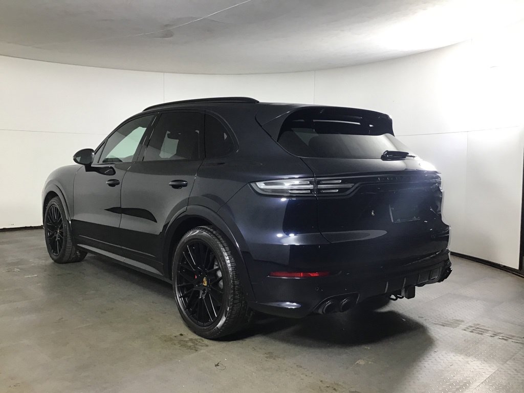 Certified 2021 Porsche Cayenne GTS AWD/4WD image 3