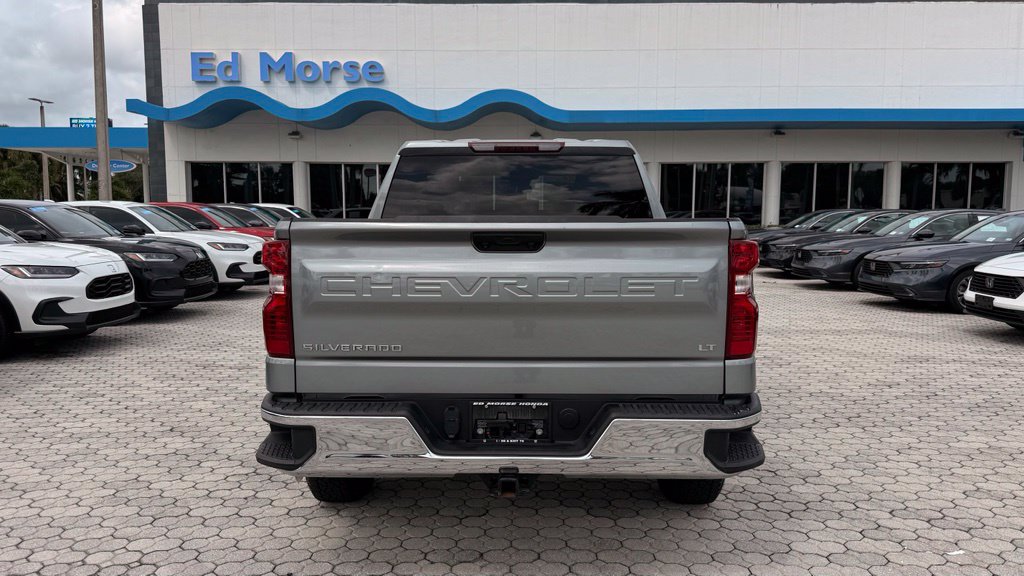 Used 2025 Chevrolet Silverado 1500 LT RWD image 11