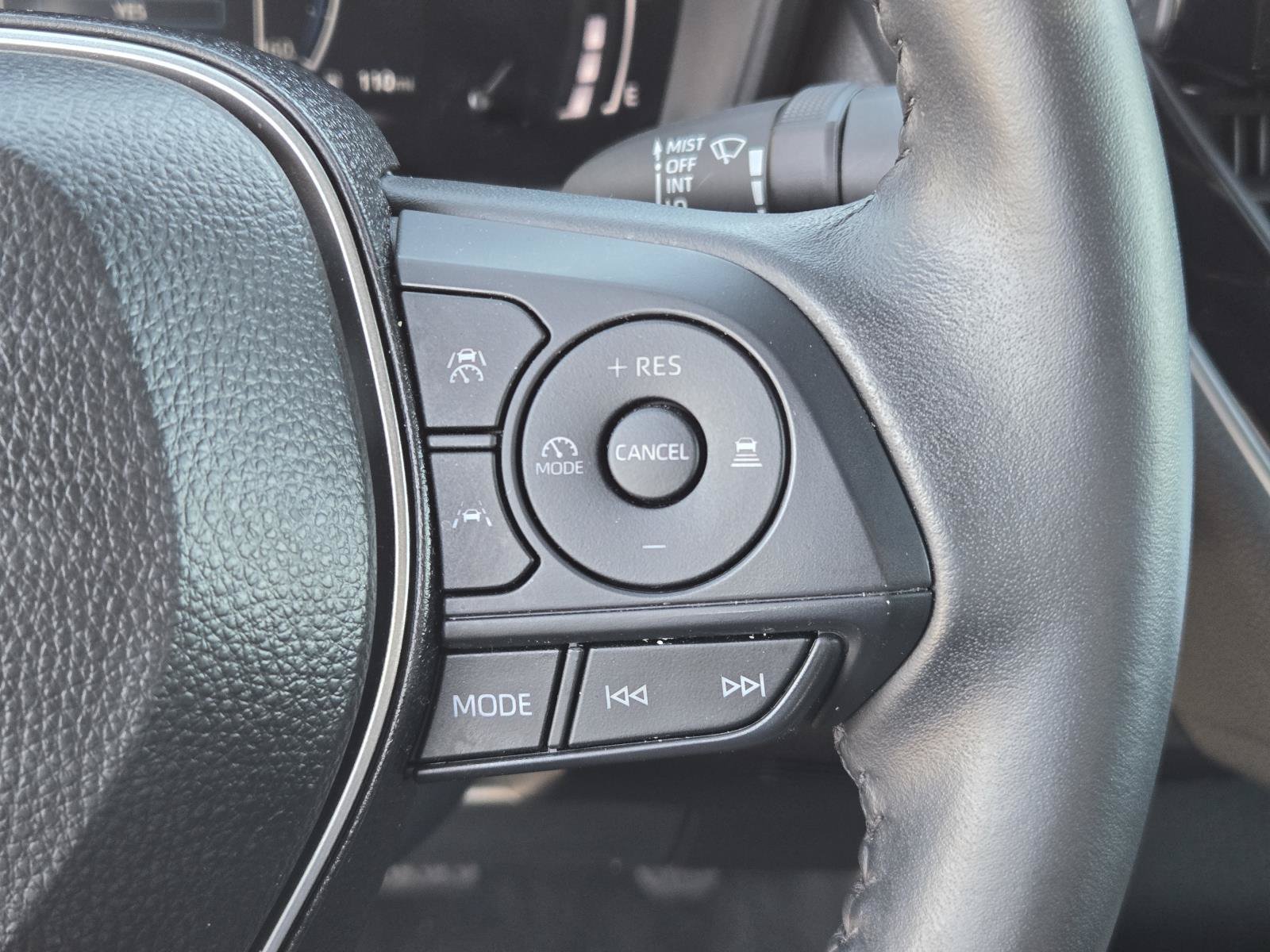 Used 2026 Toyota Corolla SE FWD image 18