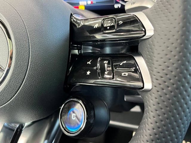 New 2025 Mercedes-Benz GLA 35 AMG 4MATIC image 12