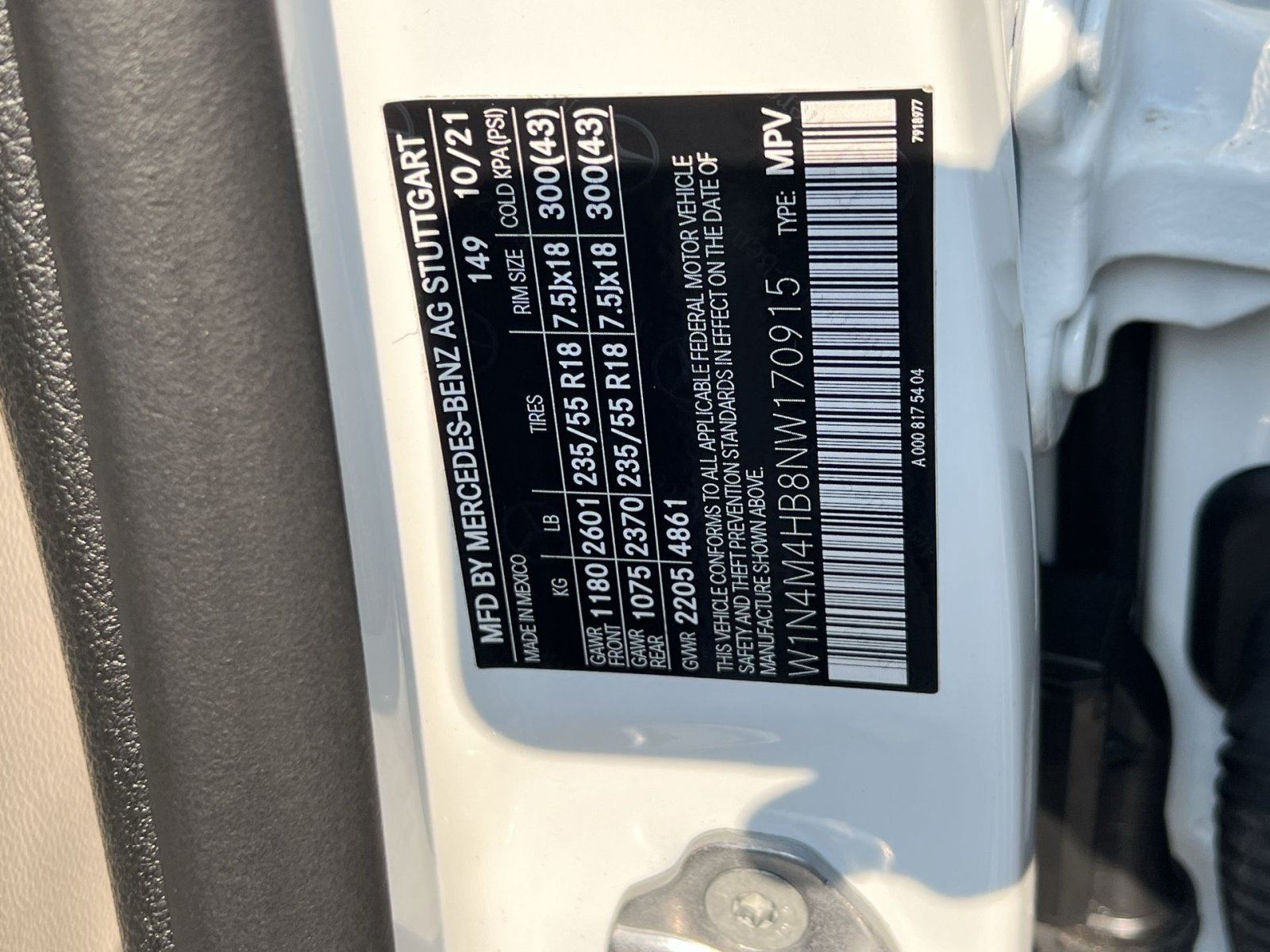 Certified 2022 Mercedes-Benz GLB 250 4MATIC image 41