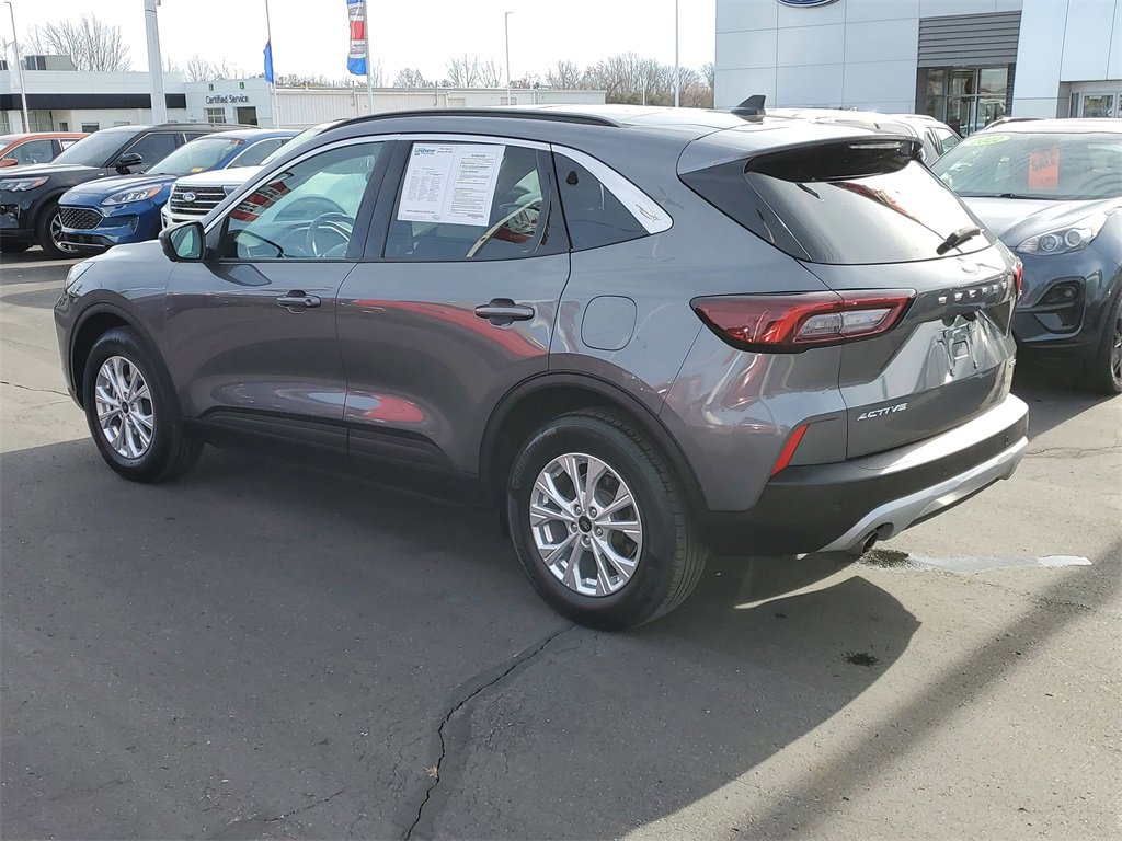 Used 2023 Ford Escape Active w/ Tech Pack #2 image 4