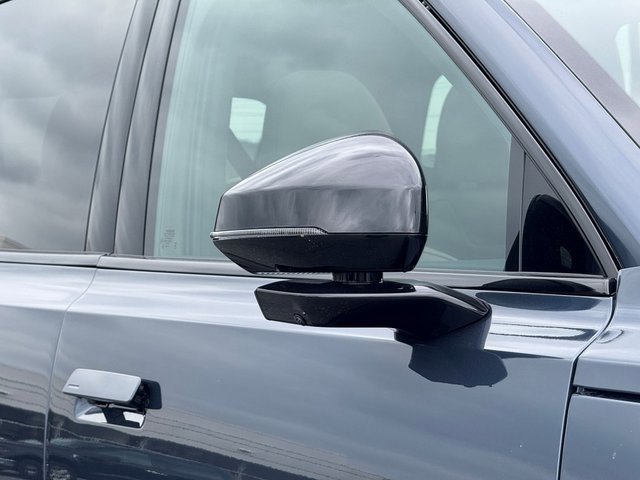 New 2025 Volvo EX90 Plus w/ Protection Package Premier image 5