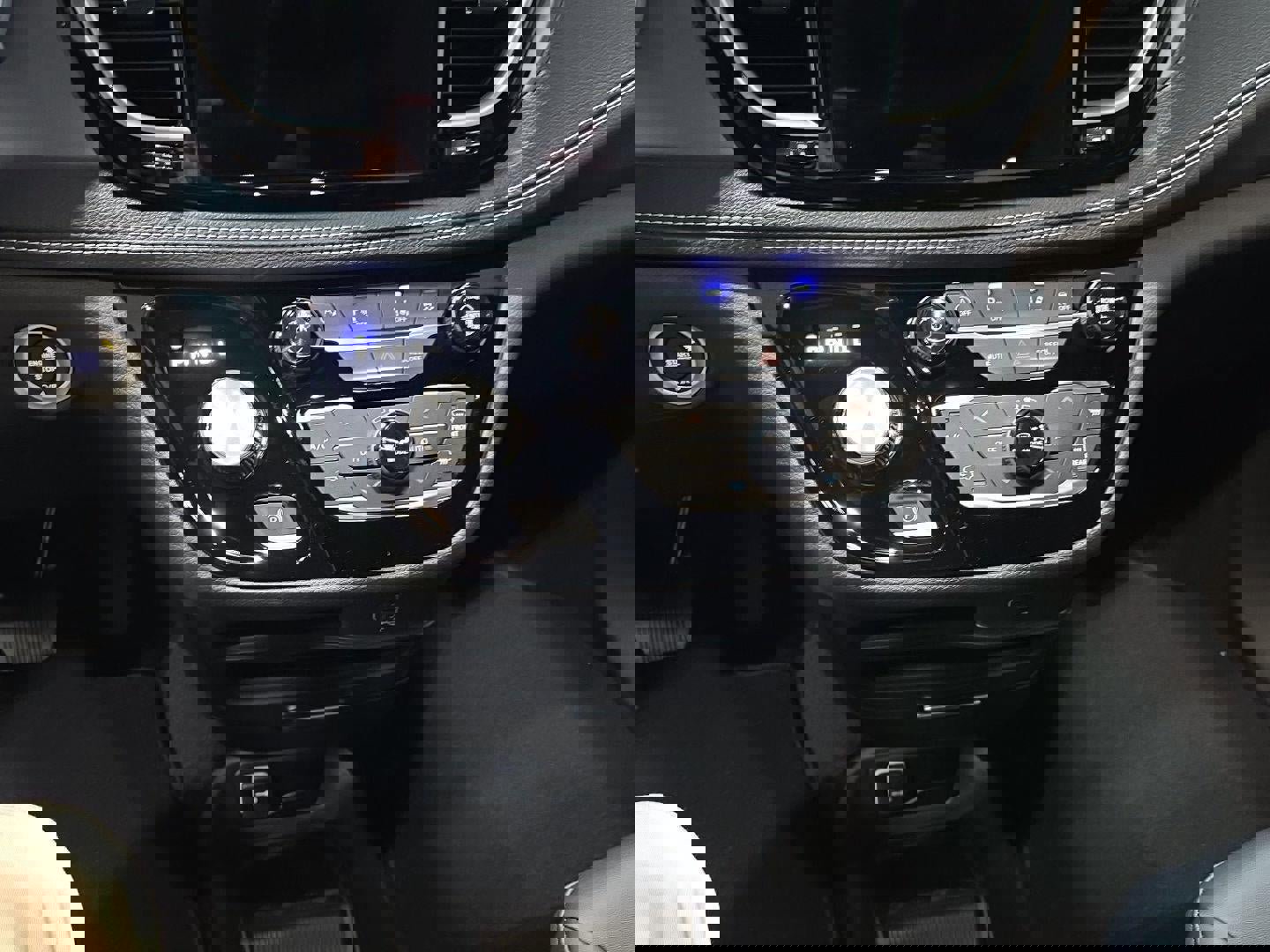 New 2026 Chrysler Pacifica Select image 12