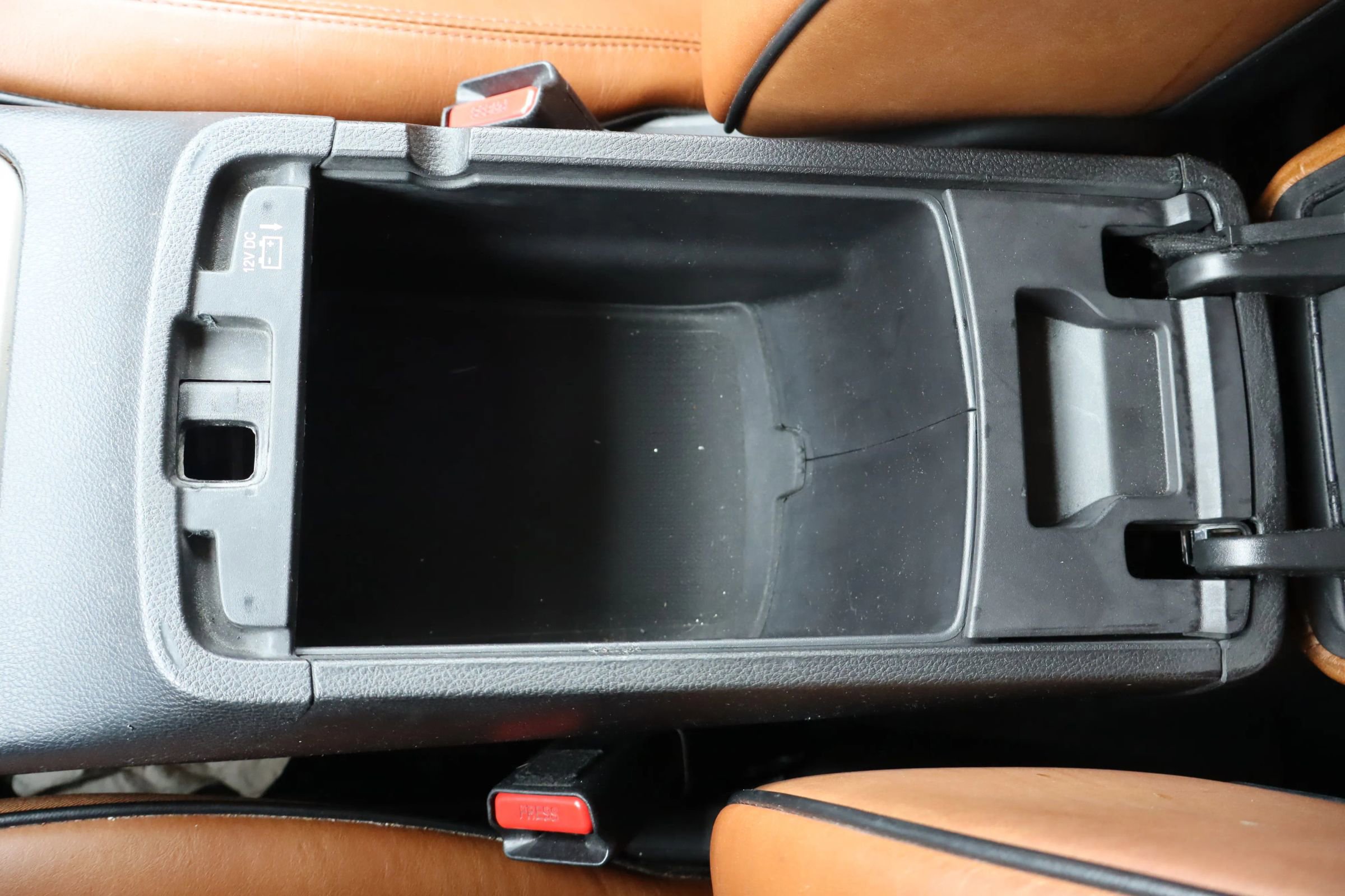 Used 2012 Jeep Grand Cherokee Overland image 28