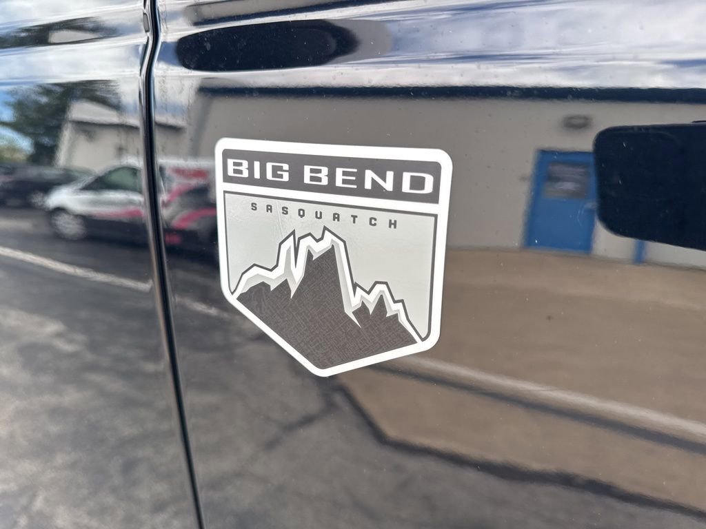 Used 2023 Ford Bronco Big Bend w/ Sasquatch Package AWD/4WD image 40
