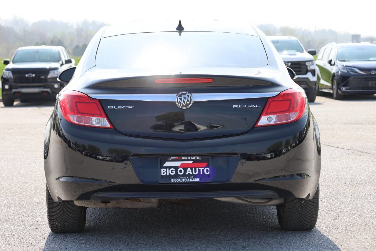 Used 2013 Buick Regal Leather FWD image 10