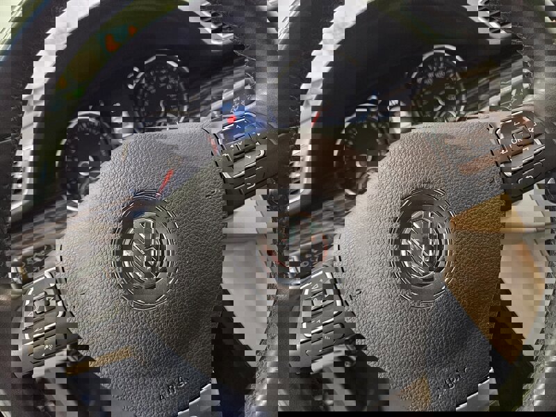 Used 2017 Volkswagen CC R-Line Executive image 29