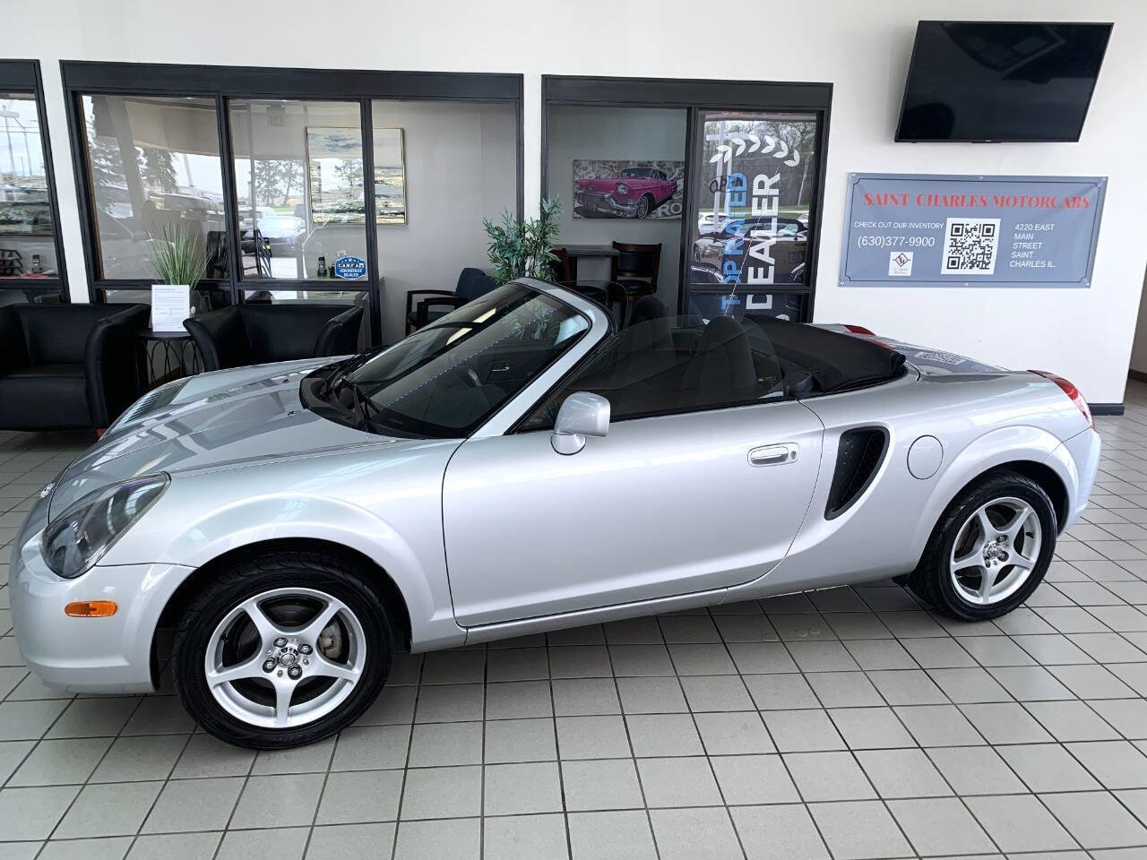 Used 2002 Toyota MR2 image 2