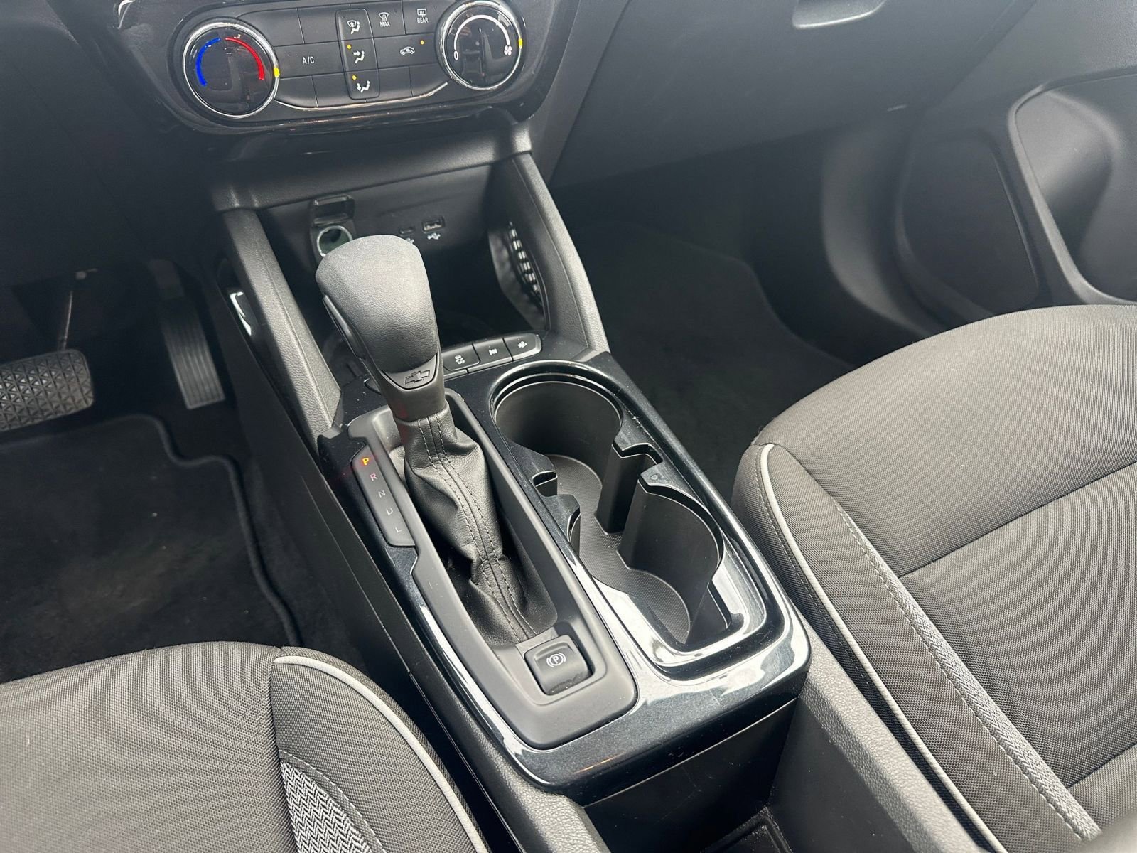 Used 2025 Chevrolet TrailBlazer LT image 39