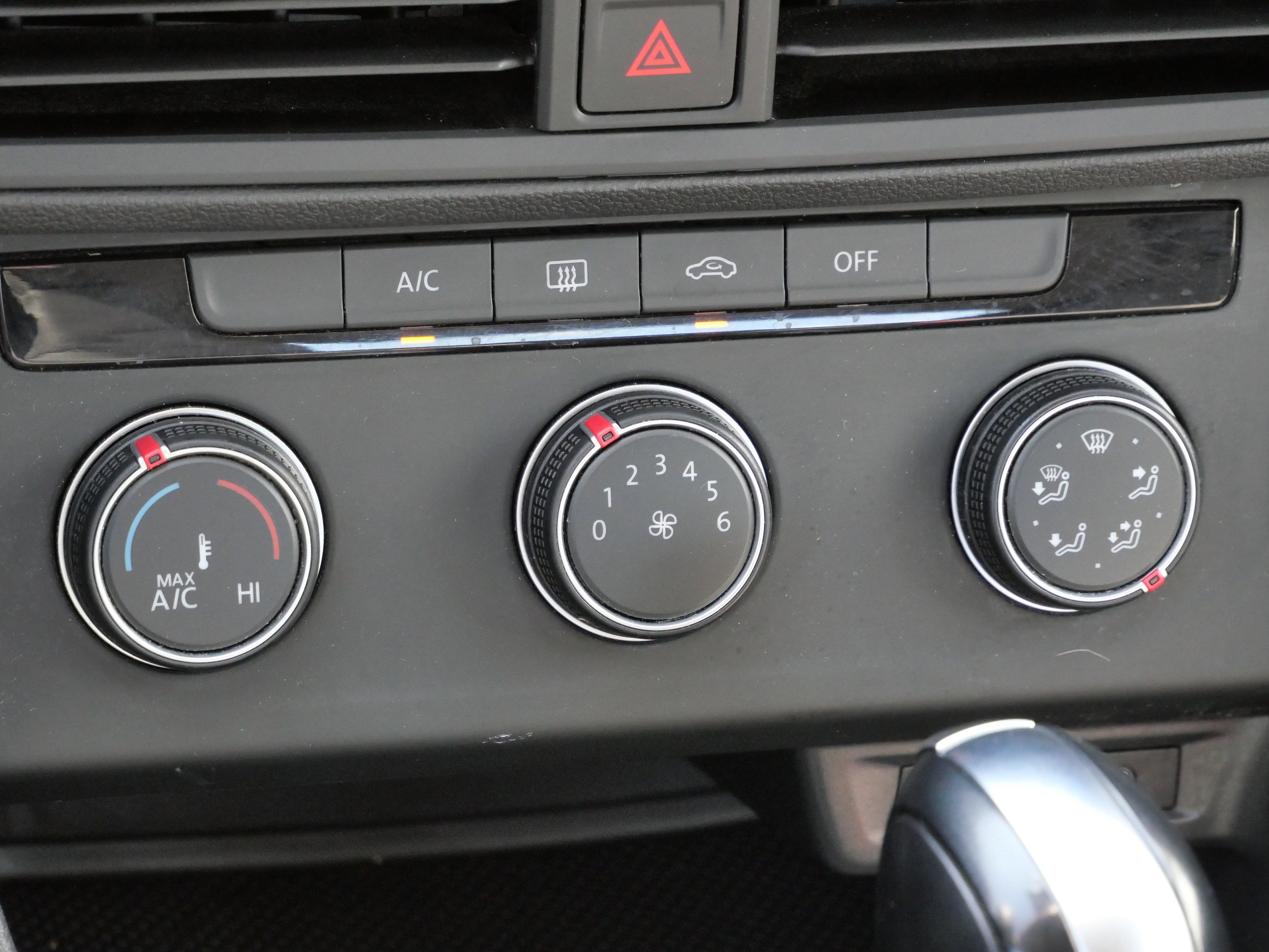 Certified 2020 Volkswagen Jetta S w/ Driver Assistance Package FWD image 25