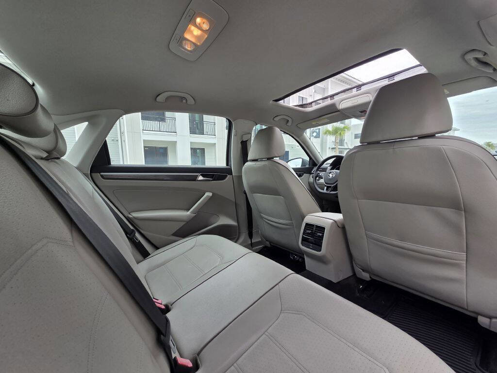 Used 2016 Volkswagen Passat 1.8T SE w/ Lighting Package (P06) FWD image 42
