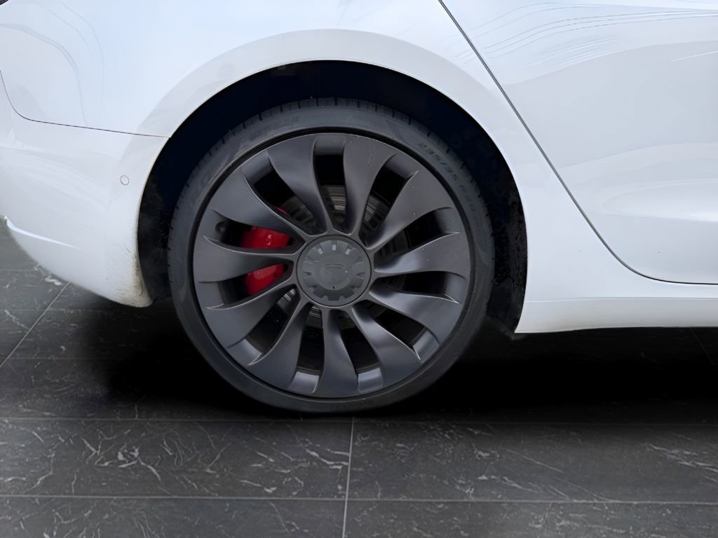 Used 2021 Tesla Model 3 Performance image 12