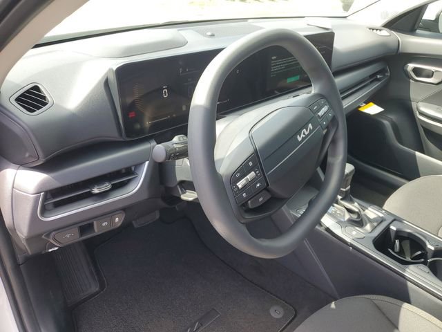 New 2026 Kia K4 LXS image 18