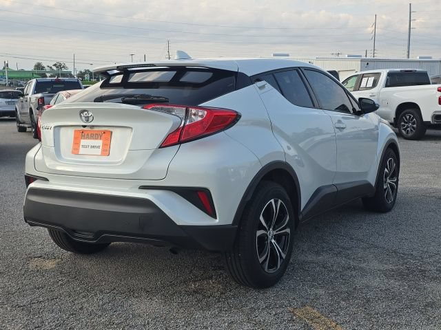 Used 2021 Toyota C-HR LE FWD image 5